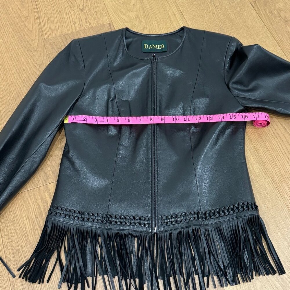 EUC Danier Leather Fringe Zip-Up Jacket - Size XS - Picture 6 of 8